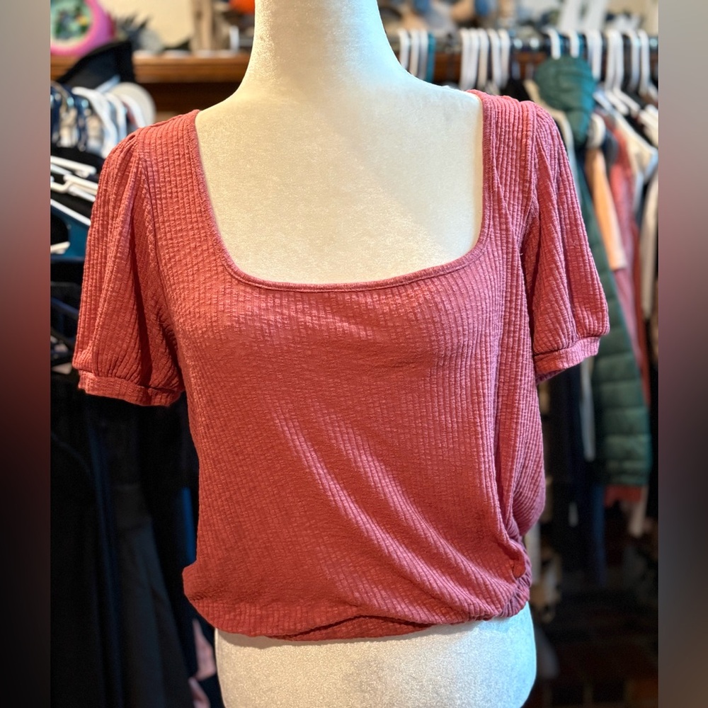 Chic Square Neck Short Sleeve Top in Pink